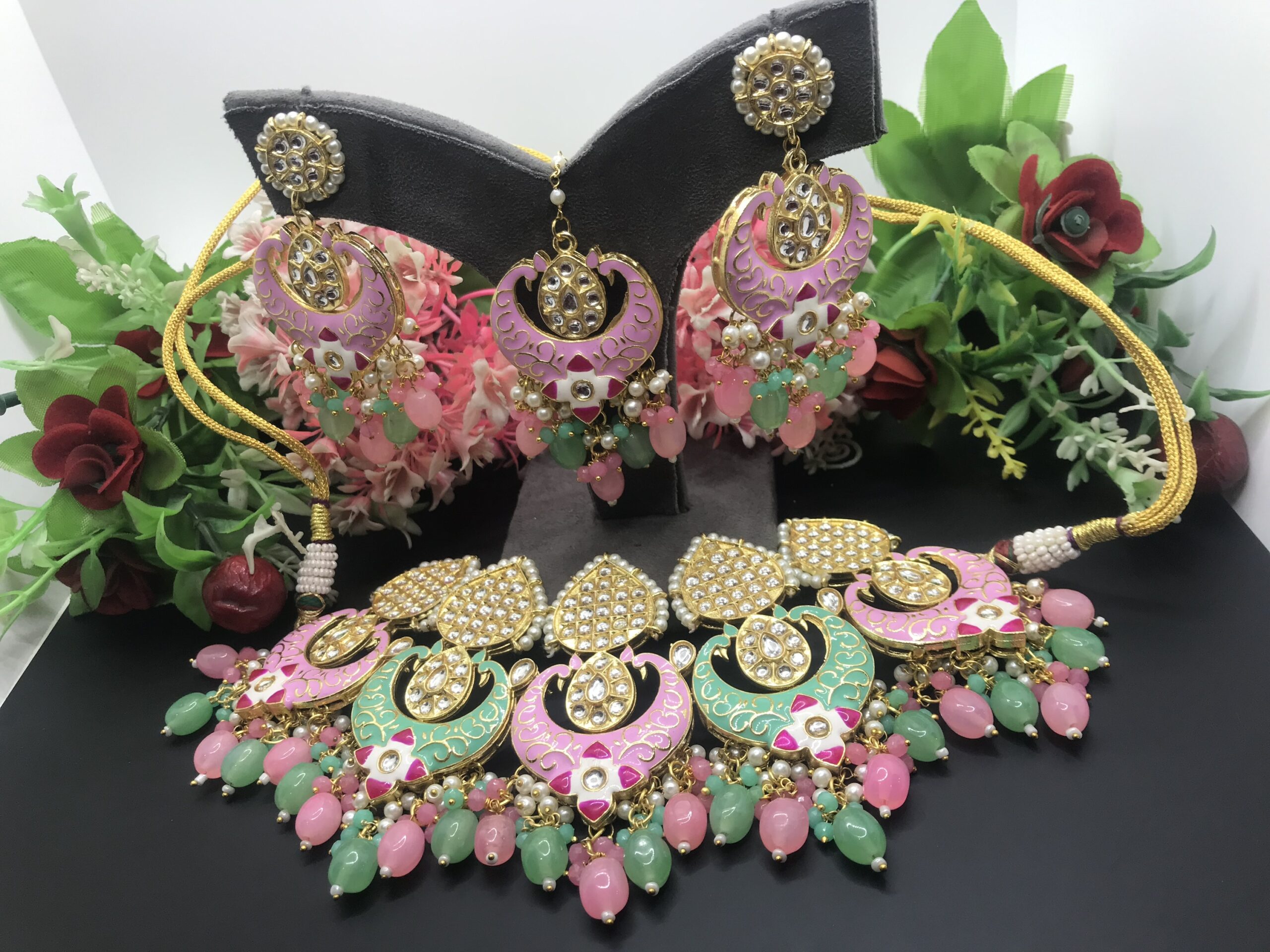 Kundan neck 001